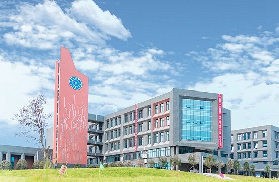 四川省经济管理学校2023中专录取分数线及录取原则