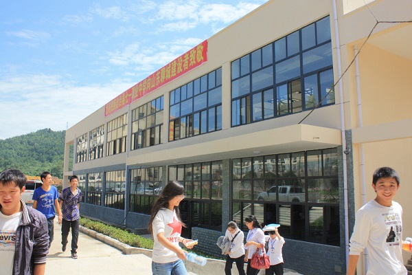 学校宿舍